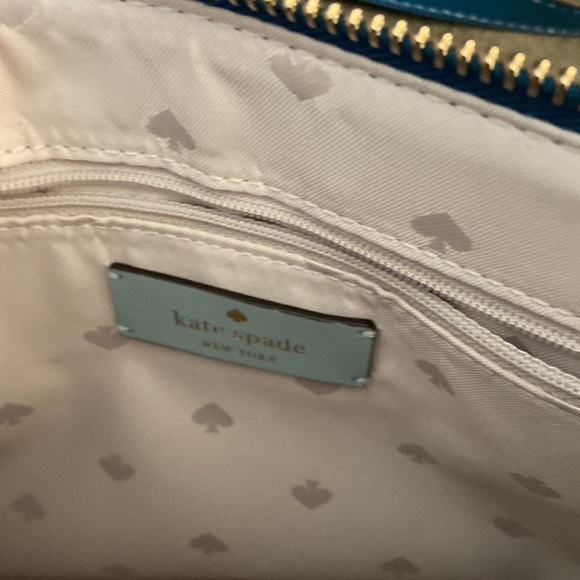 Women’s kate spade bag used only twice. - Picture 8 of 11